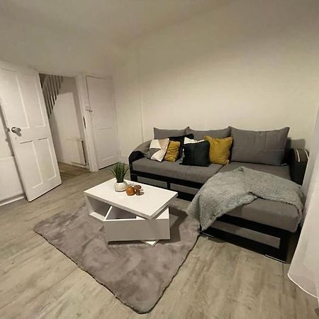 Stunning 2 Bedroom On Tower Bridge London Kültér fotó