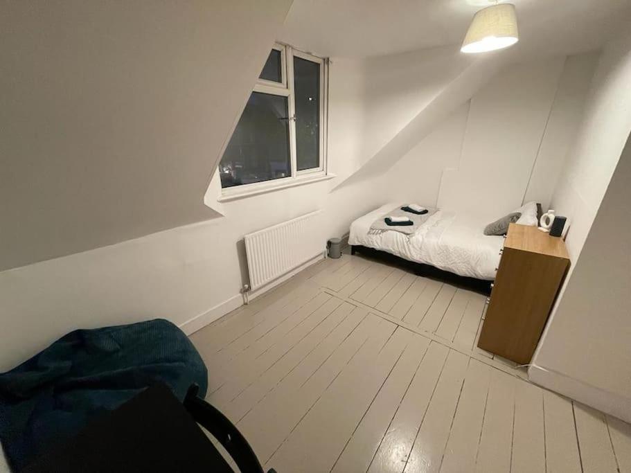 Stunning 2 Bedroom On Tower Bridge London Kültér fotó