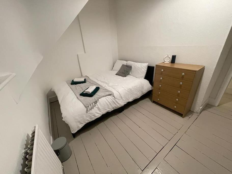 Stunning 2 Bedroom On Tower Bridge London Kültér fotó