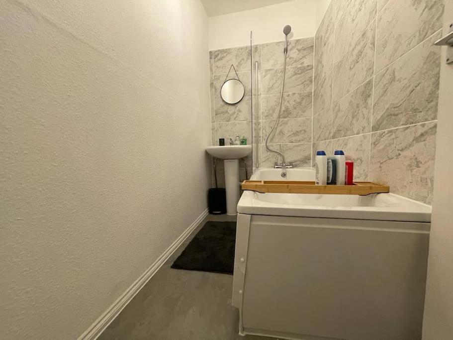 Stunning 2 Bedroom On Tower Bridge London Kültér fotó